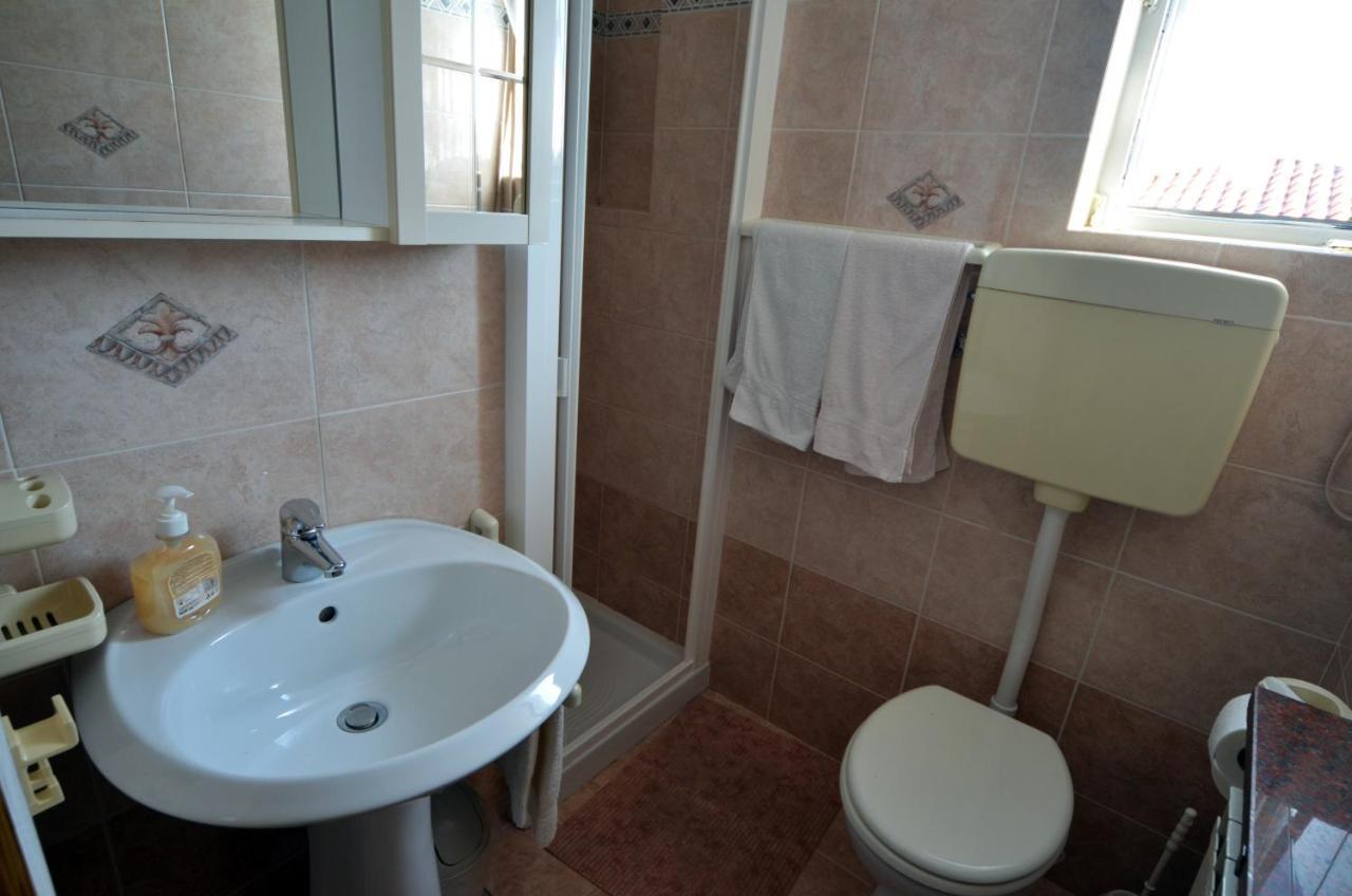 רוביני Aneli Rooms & Apartament מראה חיצוני תמונה