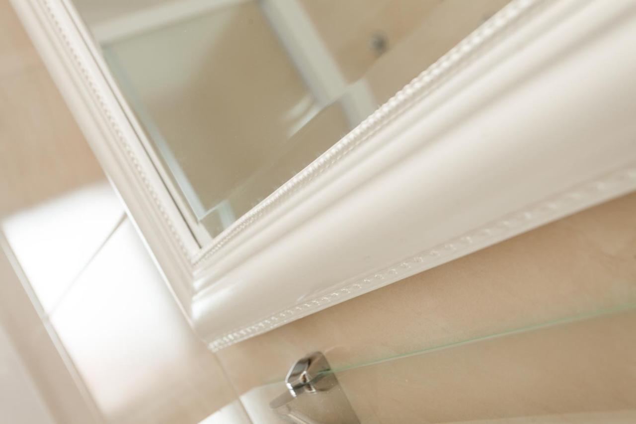 רוביני Aneli Rooms & Apartament מראה חיצוני תמונה